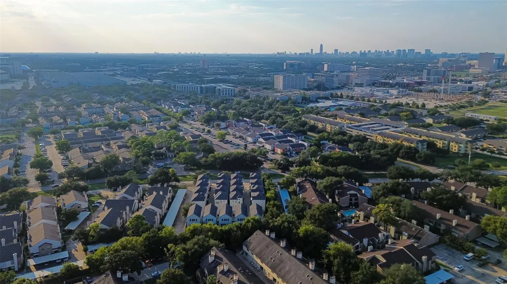 8225 Cambridge Street Houston, TX 77054