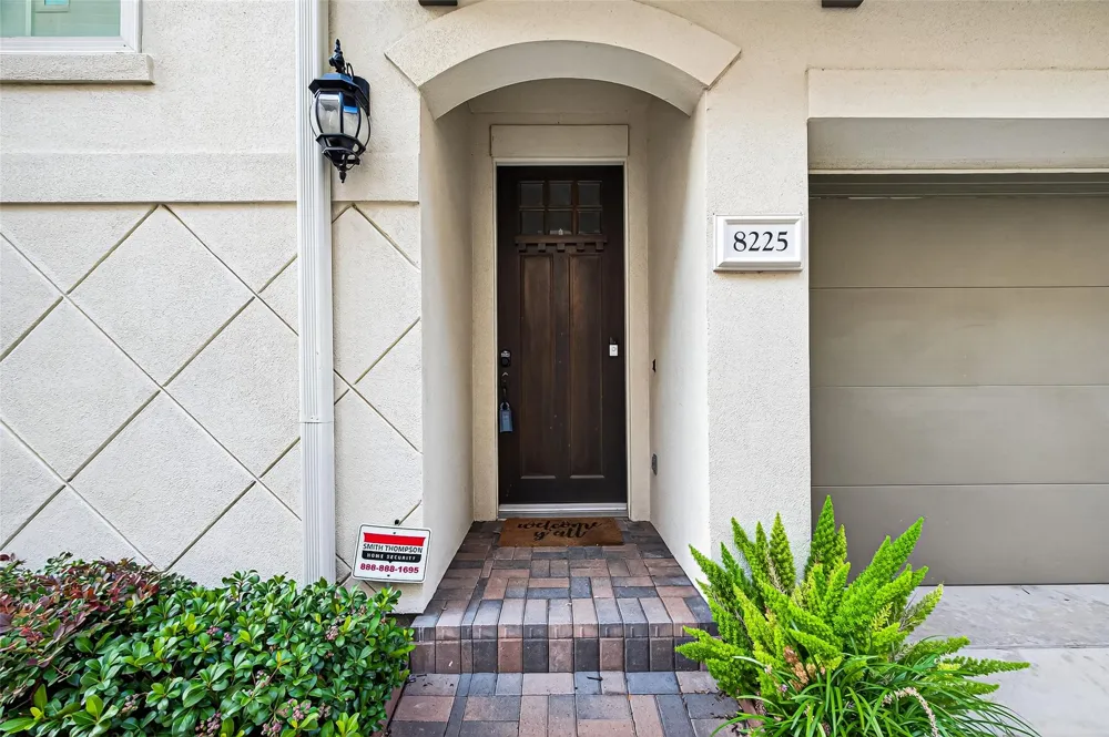 8225 Cambridge Street Houston, TX 77054