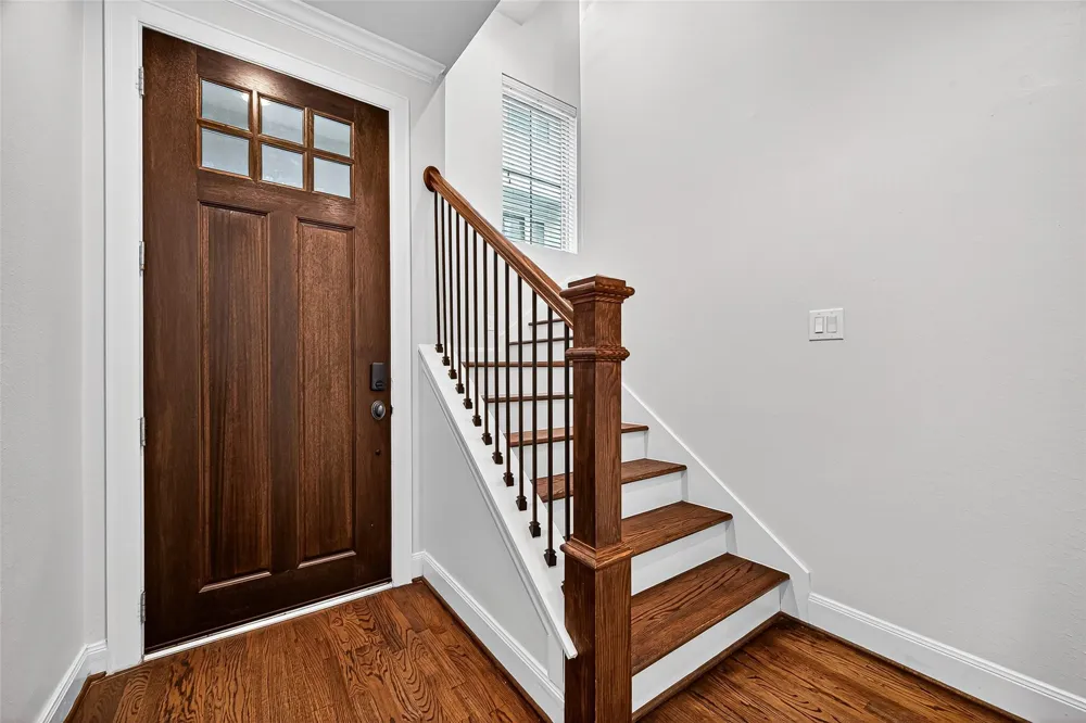8225 Cambridge Street Houston, TX 77054