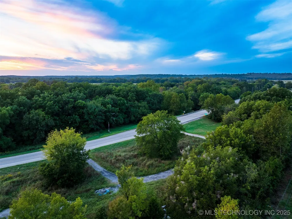 12 Hwy 11 Avant, OK 74001