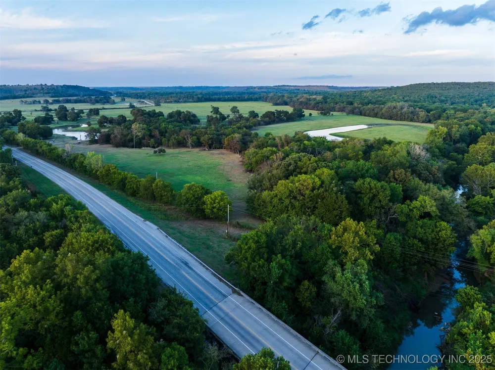 12 Hwy 11 Avant, OK 74001