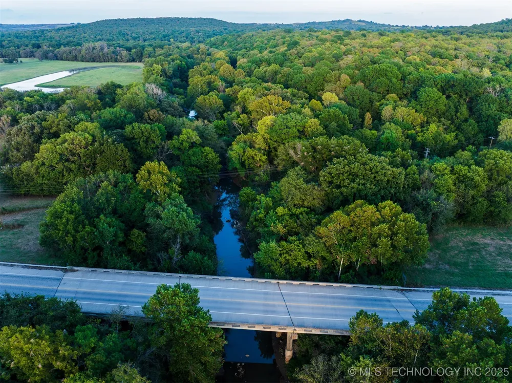 12 Hwy 11 Avant, OK 74001