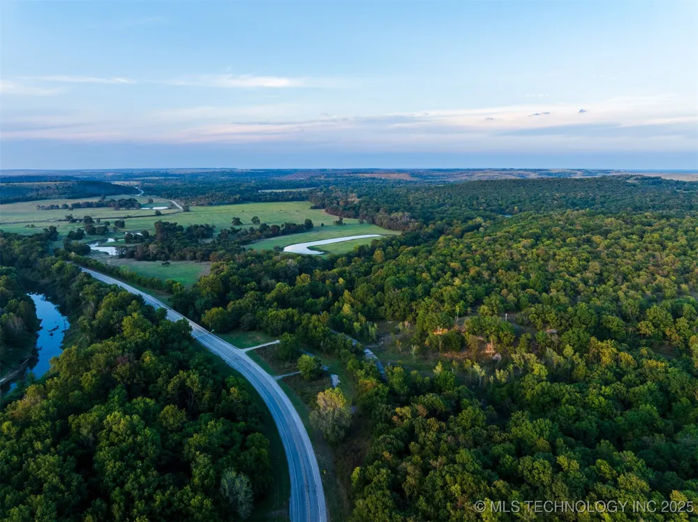 12 Hwy 11 Avant, OK 74001