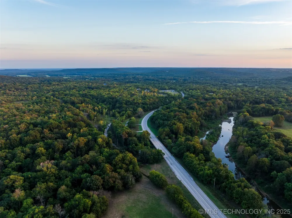 12 Hwy 11 Avant, OK 74001