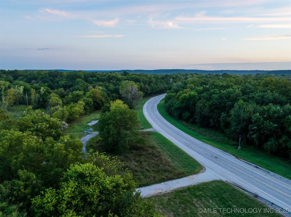 12 Hwy 11 Avant, OK 74001