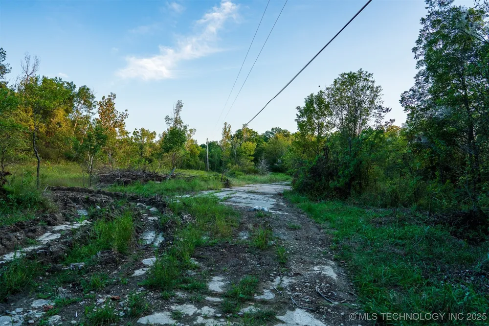 12 Hwy 11 Avant, OK 74001