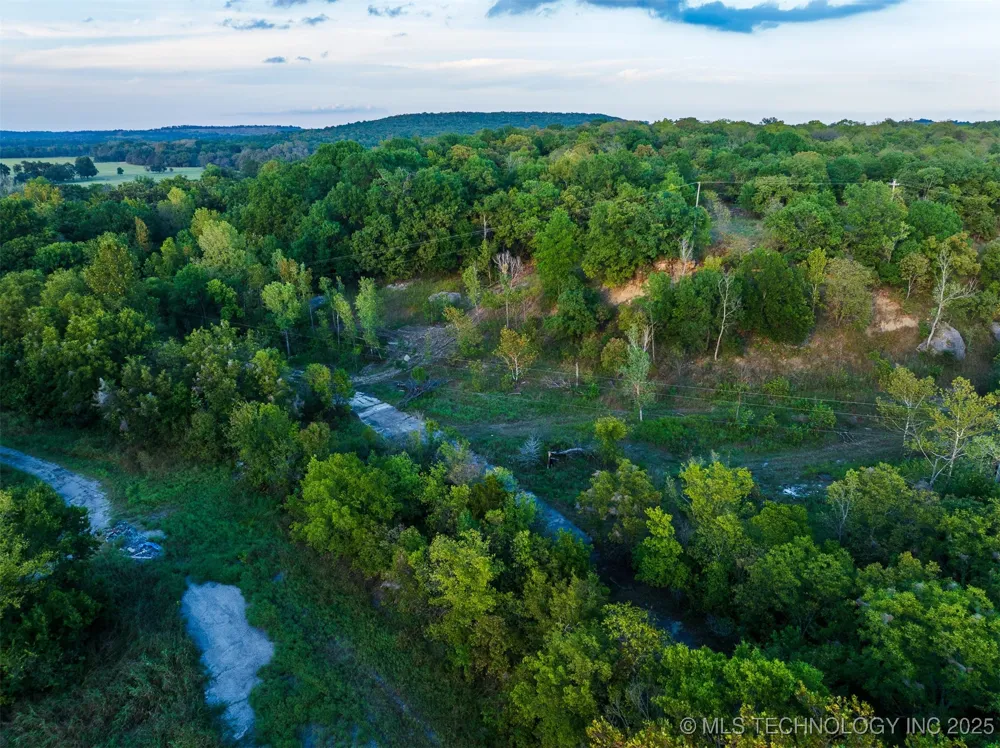 12 Hwy 11 Avant, OK 74001