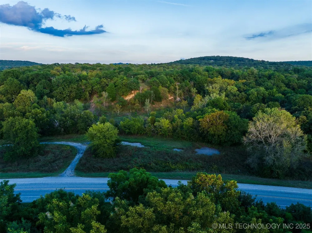 12 Hwy 11 Avant, OK 74001