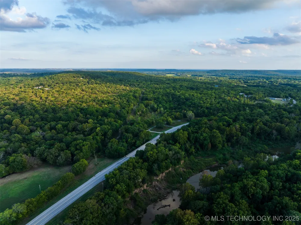 12 Hwy 11 Avant, OK 74001
