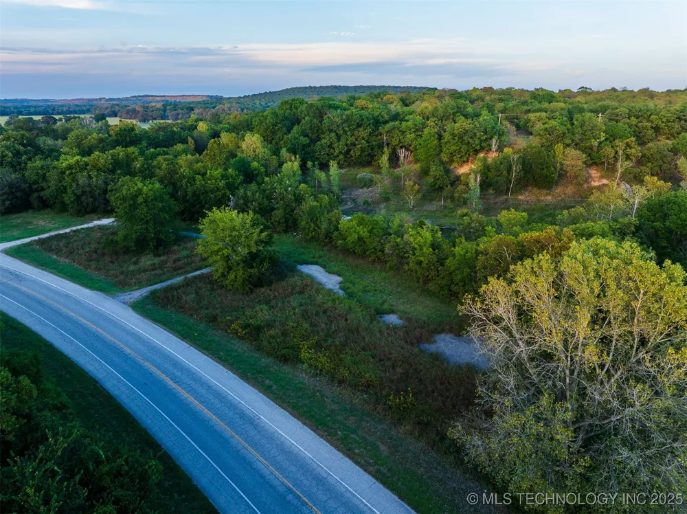 12 Hwy 11 Avant, OK 74001