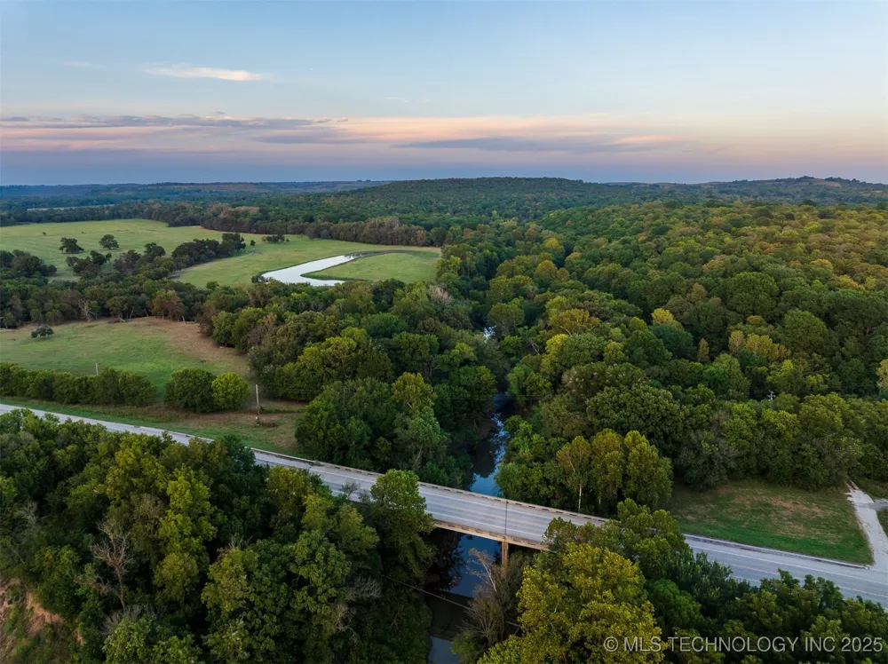 12 Hwy 11 Avant, OK 74001