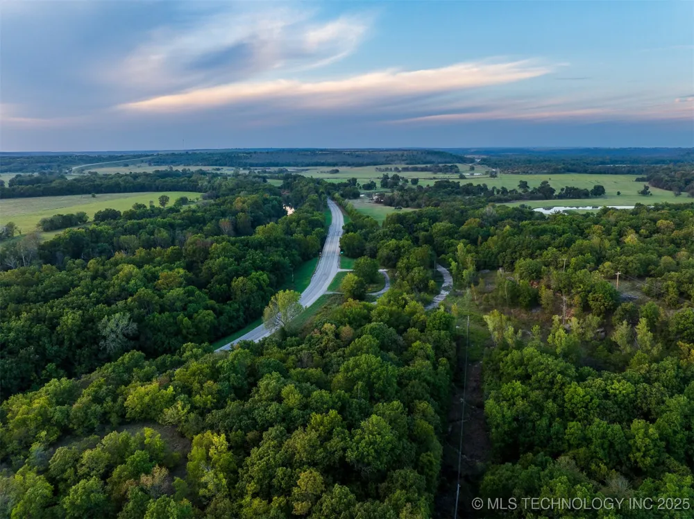 12 Hwy 11 Avant, OK 74001
