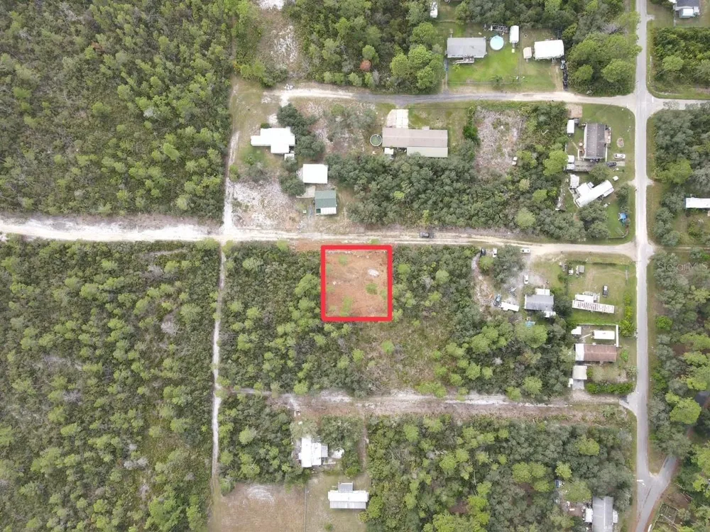 KENTUCKY STREET Paisley, FL 32767