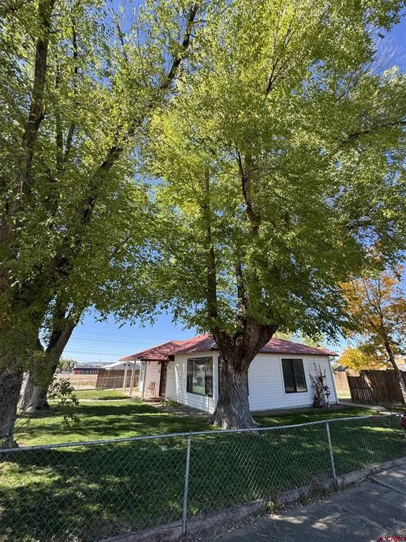 210 W Coronado Cortez, CO 81321