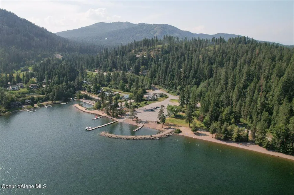 661 Midas Drive Sagle, ID 83860
