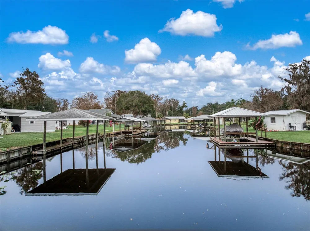612 DRAGONFLY LANE Lorida, FL 33857