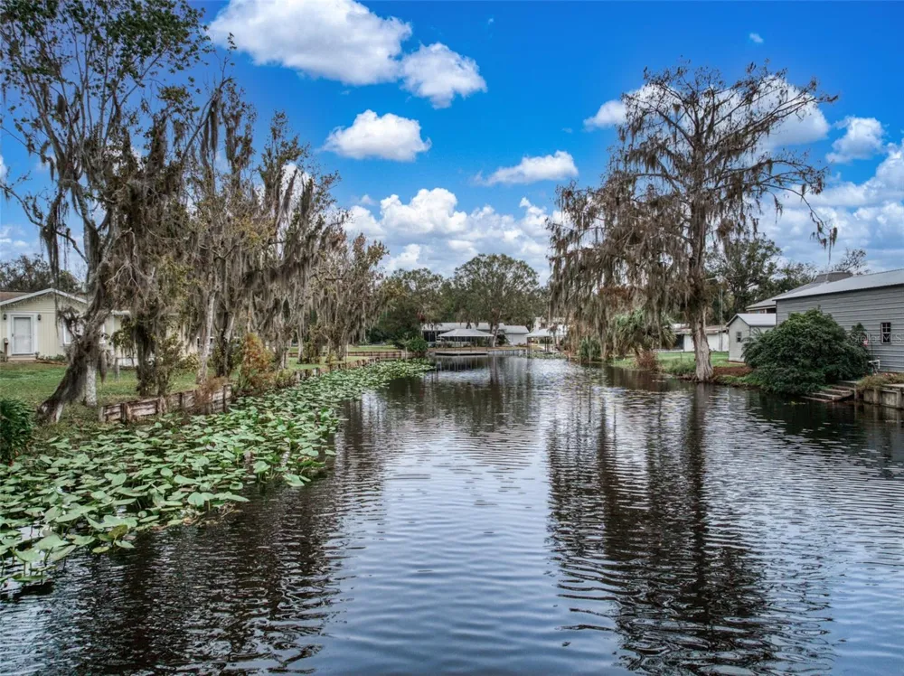 612 DRAGONFLY LANE Lorida, FL 33857
