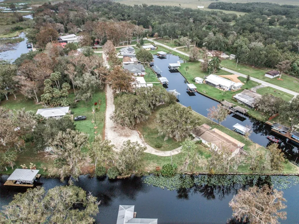 612 DRAGONFLY LANE Lorida, FL 33857