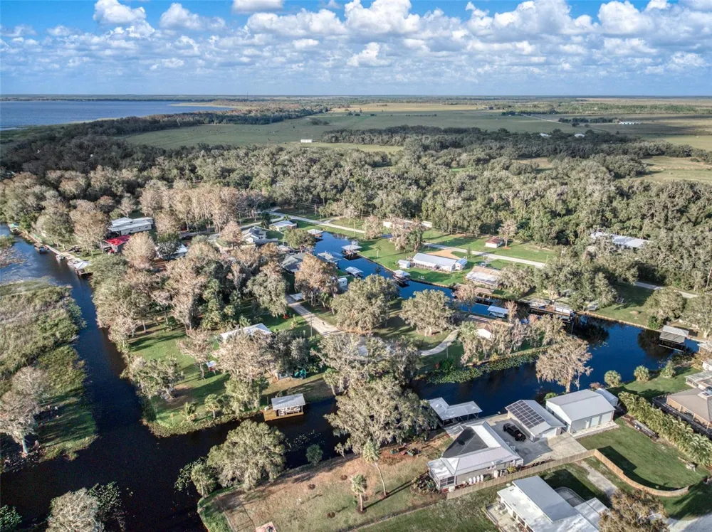 612 DRAGONFLY LANE Lorida, FL 33857