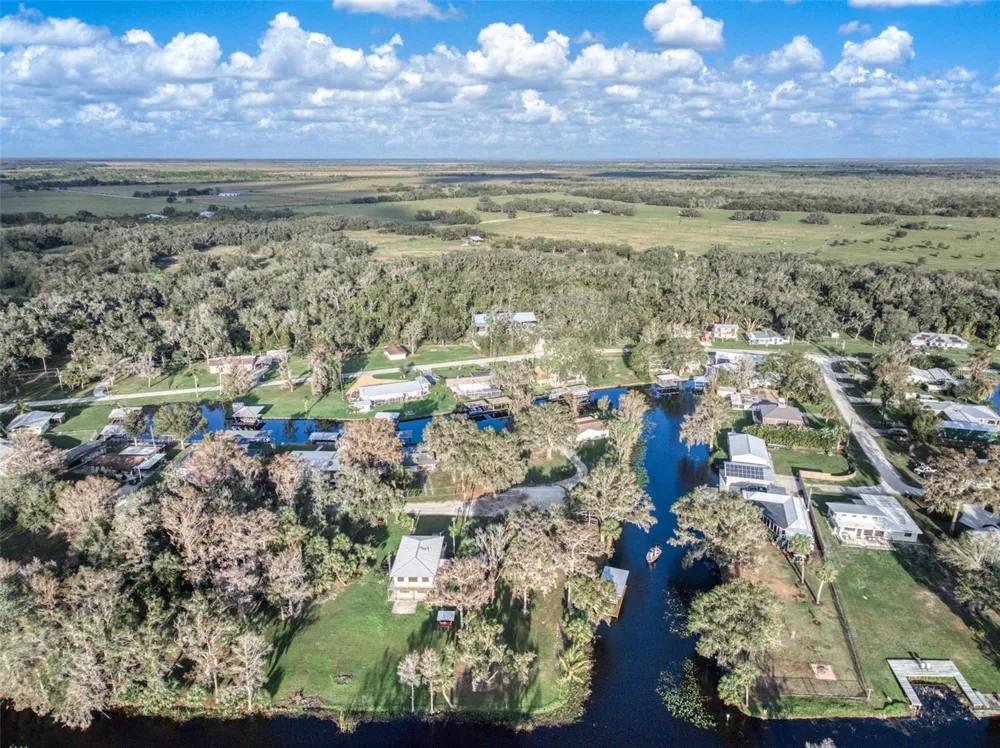 612 DRAGONFLY LANE Lorida, FL 33857