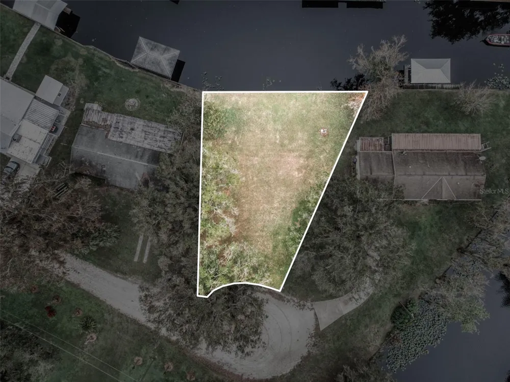 612 DRAGONFLY LANE Lorida, FL 33857