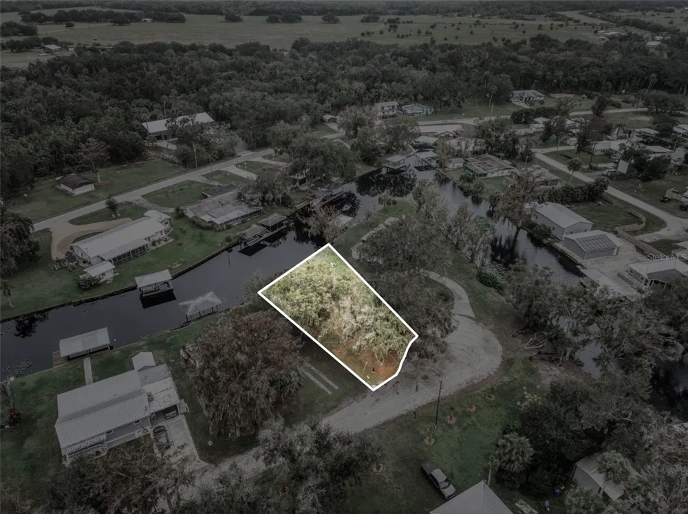 612 DRAGONFLY LANE Lorida, FL 33857