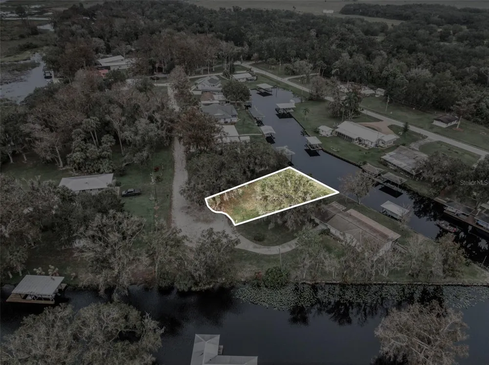 612 DRAGONFLY LANE Lorida, FL 33857