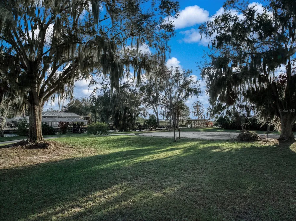 612 DRAGONFLY LANE Lorida, FL 33857