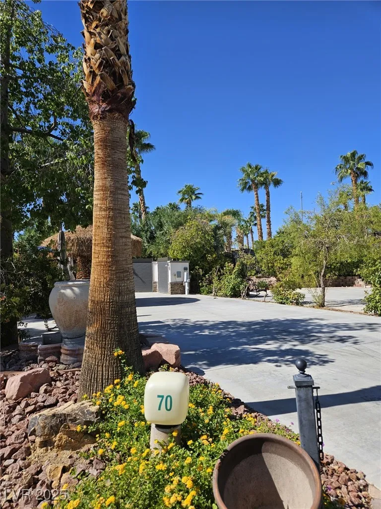 8175 Arville Street #70 Las Vegas, NV 89139
