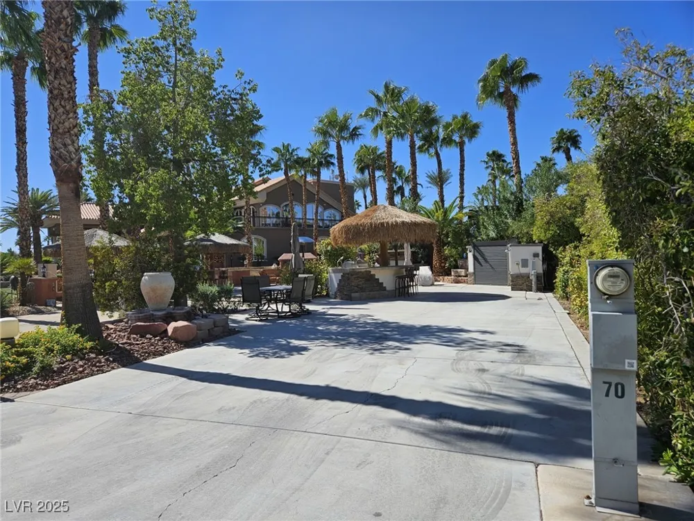 8175 Arville Street #70 Las Vegas, NV 89139
