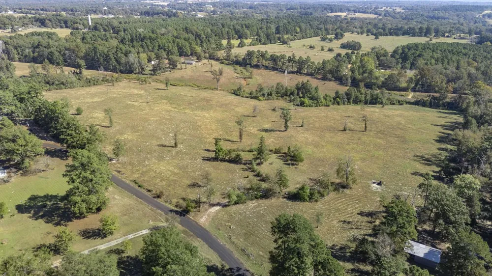 516 County Road 821 Nacogdoches, TX 75964