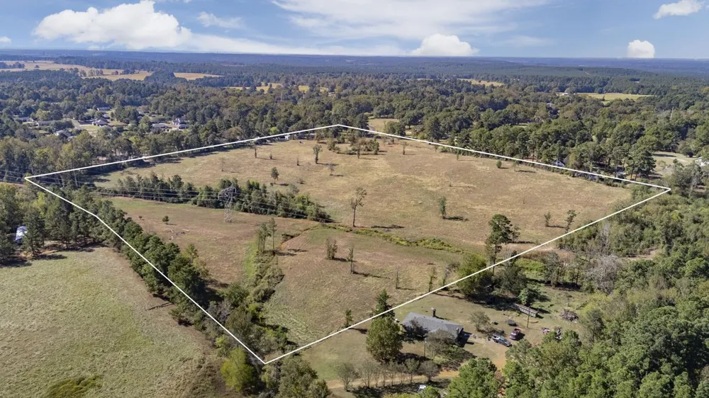 516 County Road 821 Nacogdoches, TX 75964