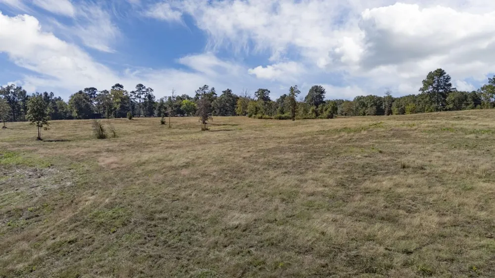 516 County Road 821 Nacogdoches, TX 75964