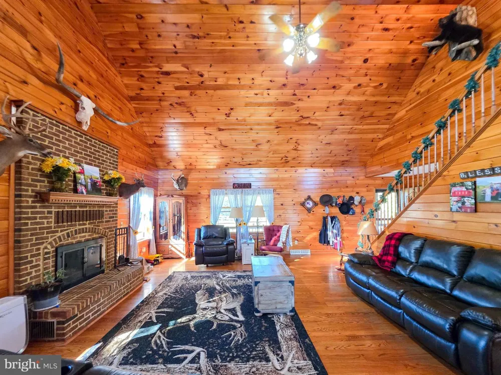 14637 BAIN ROAD Hancock, MD 21750
