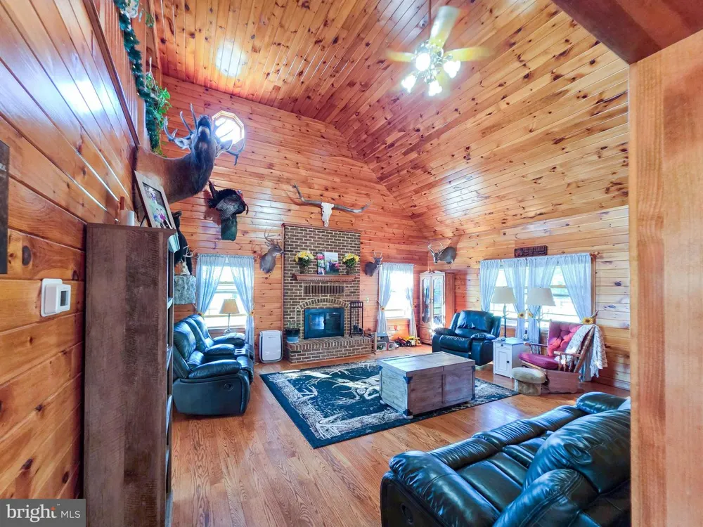 14637 BAIN ROAD Hancock, MD 21750