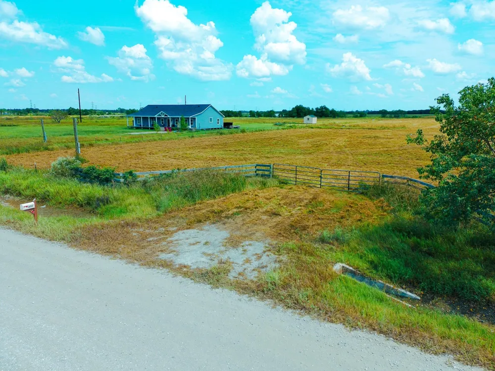 14727 Wolfgang Road Guy, TX 77444