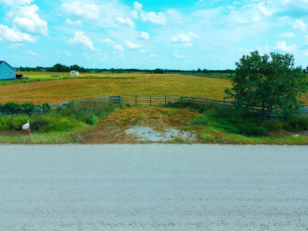 14727 Wolfgang Road Guy, TX 77444