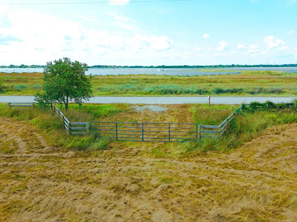 14727 Wolfgang Road Guy, TX 77444
