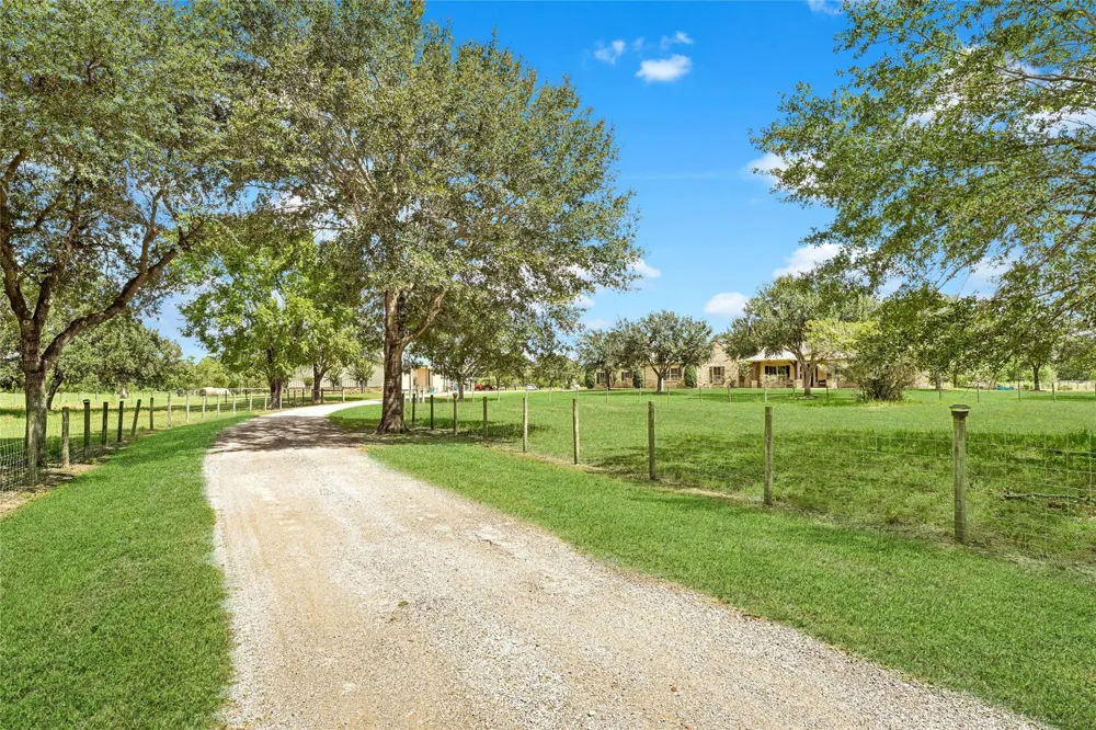 4800 Katy Hockley Road Katy, TX 77493