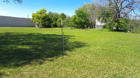 9 Texas Ave