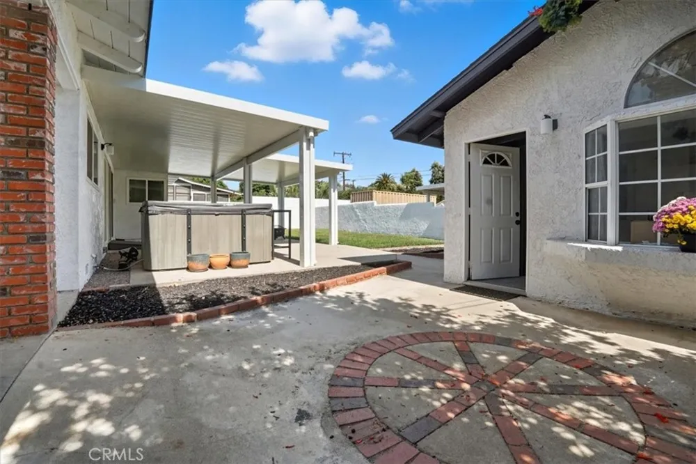 1234 Laurel Upland, CA 91786