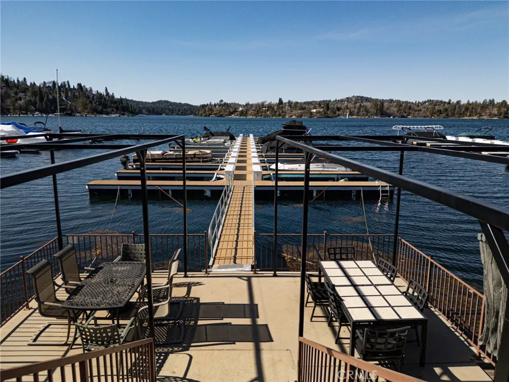 Dam 2 slip 3 Lake Arrowhead, CA 92352