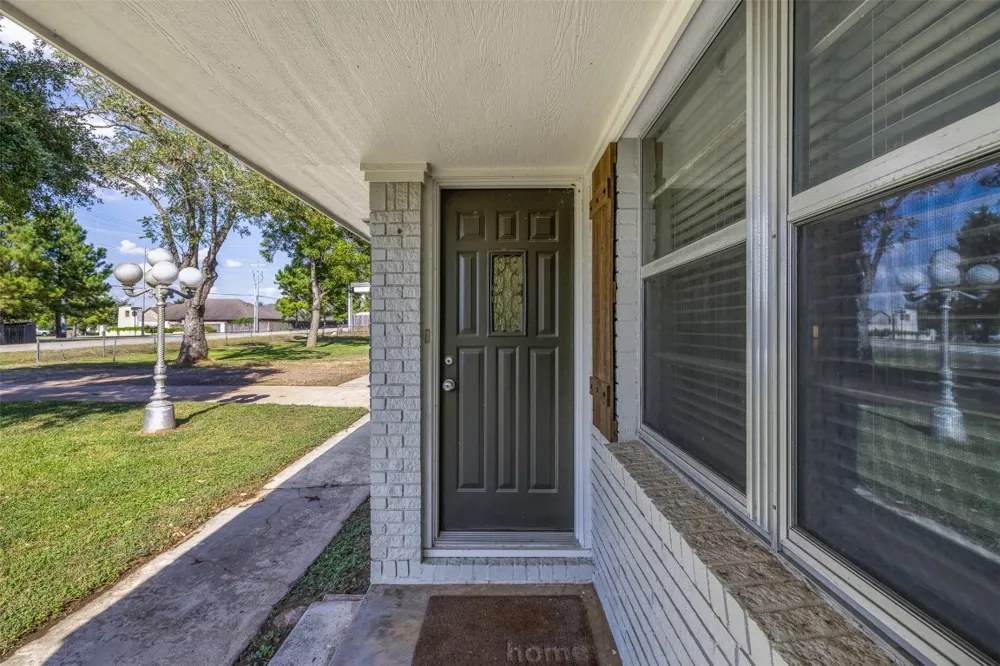 1906 Gun And Rod Road Brenham, TX 77833