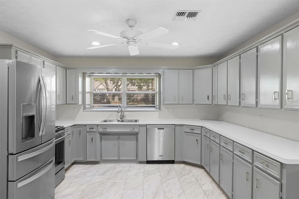 1906 Gun And Rod Road Brenham, TX 77833