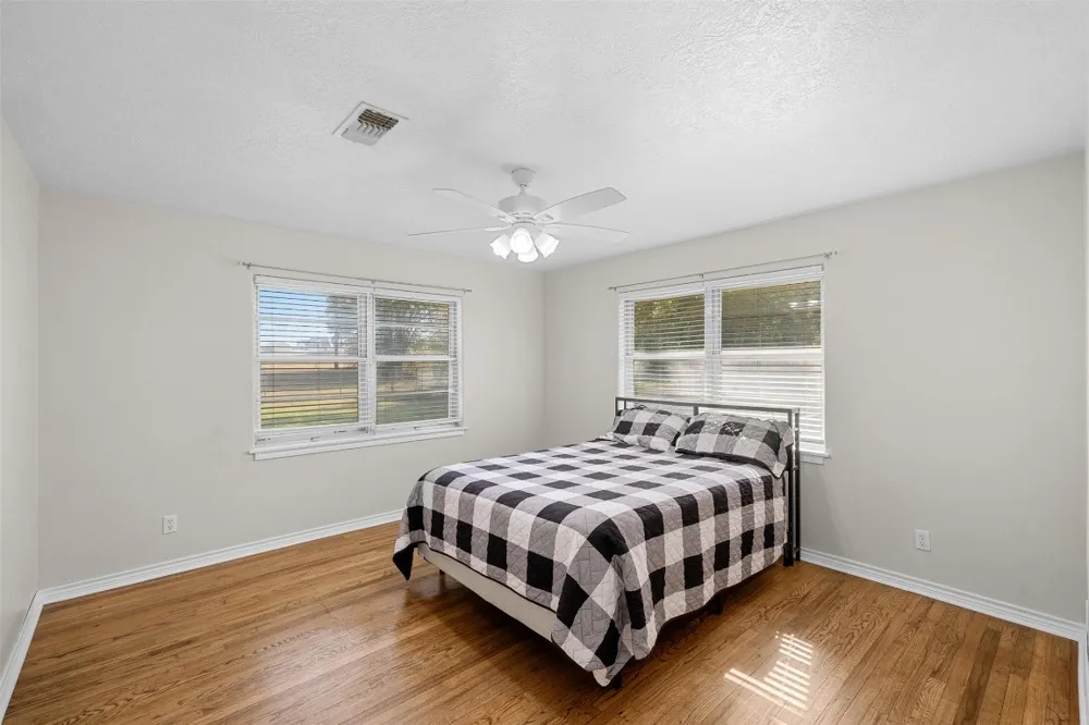 1906 Gun And Rod Road Brenham, TX 77833