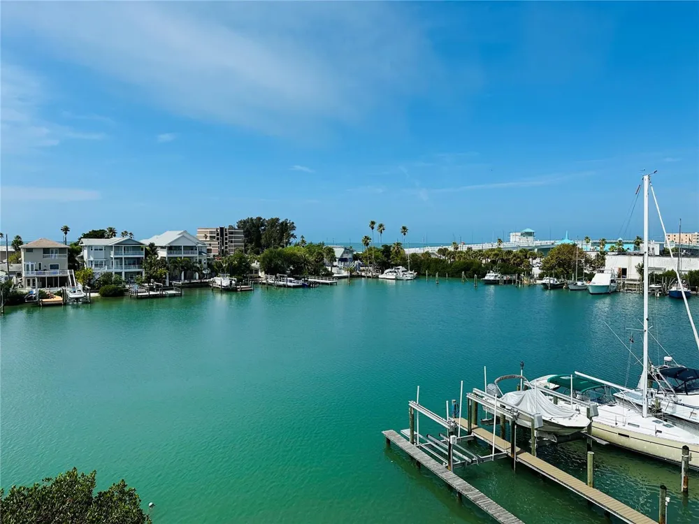 12500 CAPRI CIR N #401 Treasure Island, FL 33706
