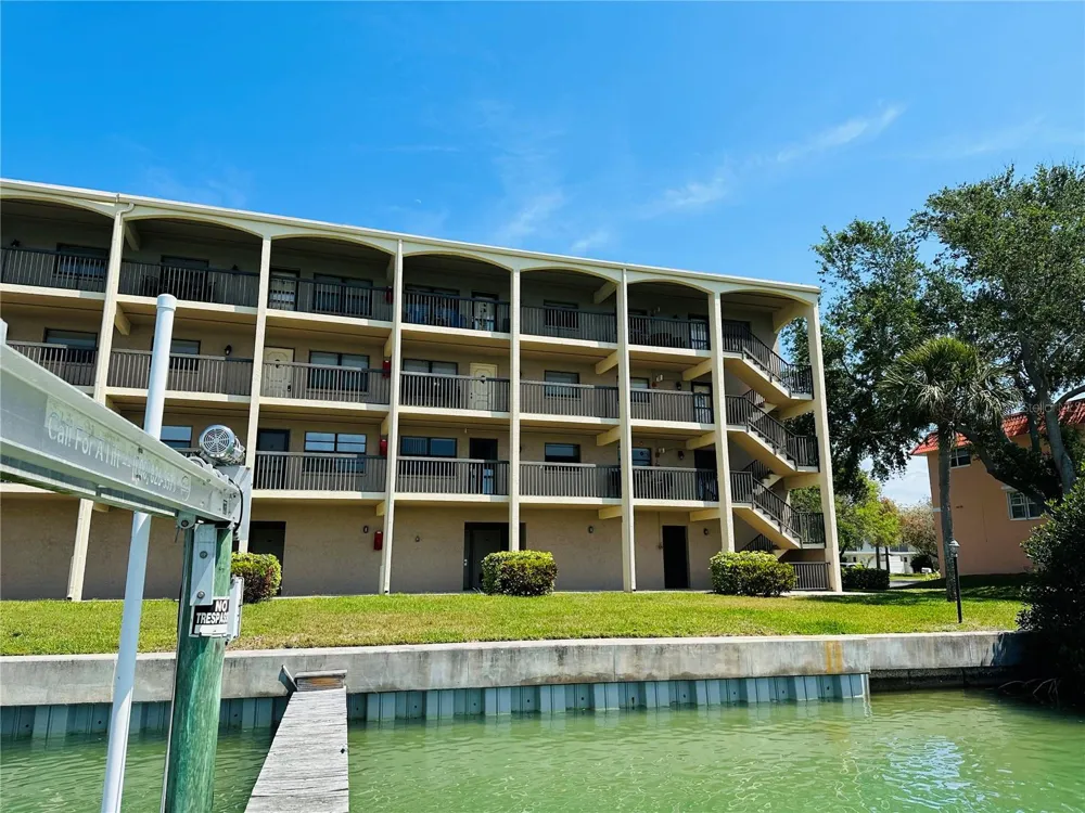 12500 CAPRI CIR N #401 Treasure Island, FL 33706