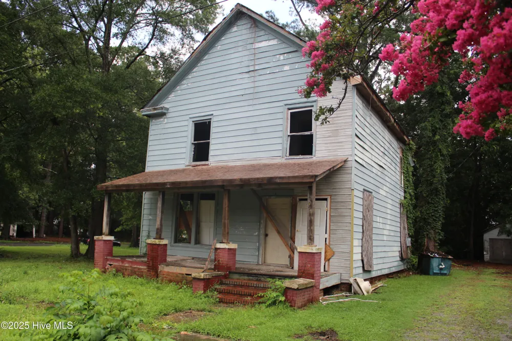 418 Mcglohon Street Ahoskie, NC 27910