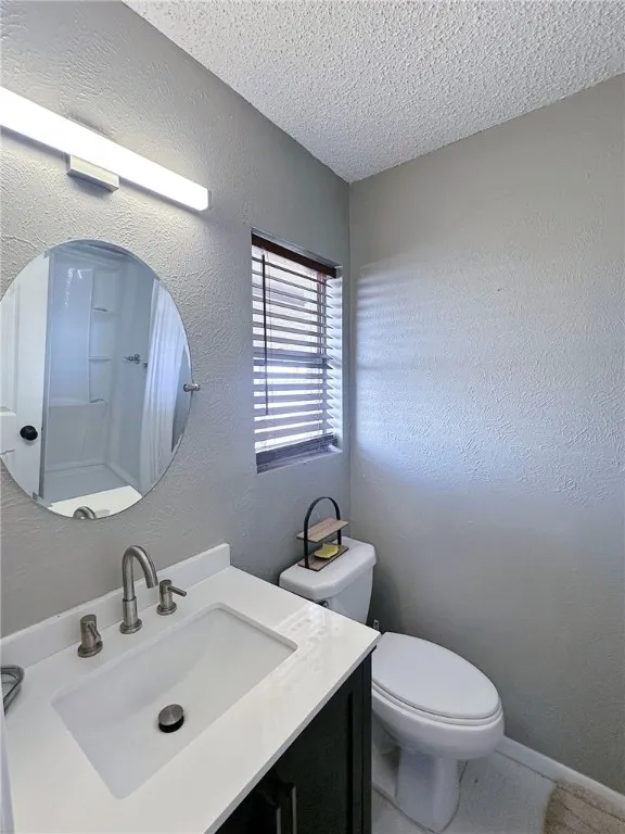6604 County Road 136 Pawnee, TX 78145