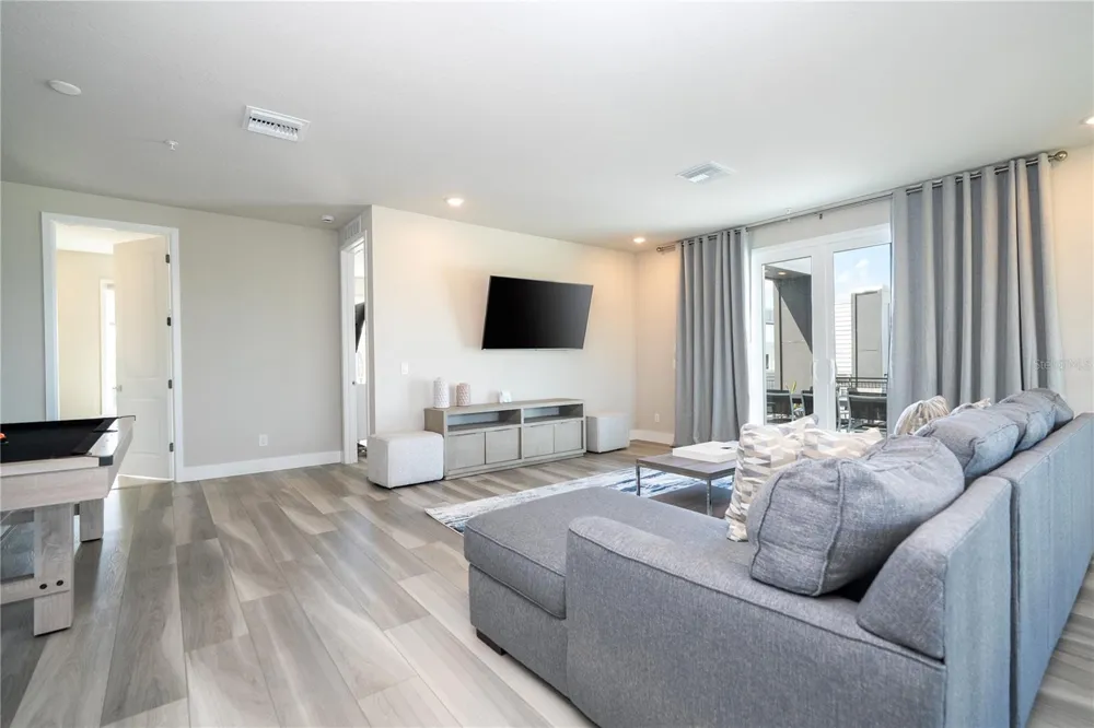 7740 SANDY RIDGE DRIVE #247 Reunion, FL 34747